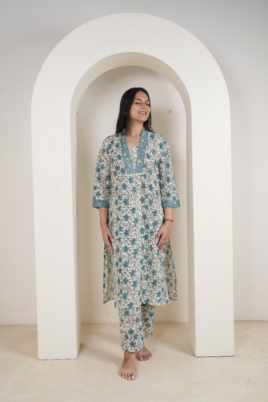 Women's Floral Print Kurti with Trousers Set