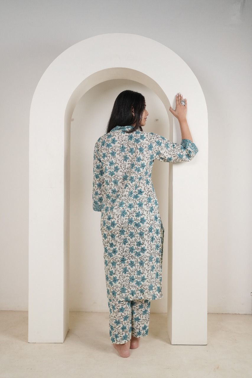 Women's Floral Print Kurti with Trousers Set