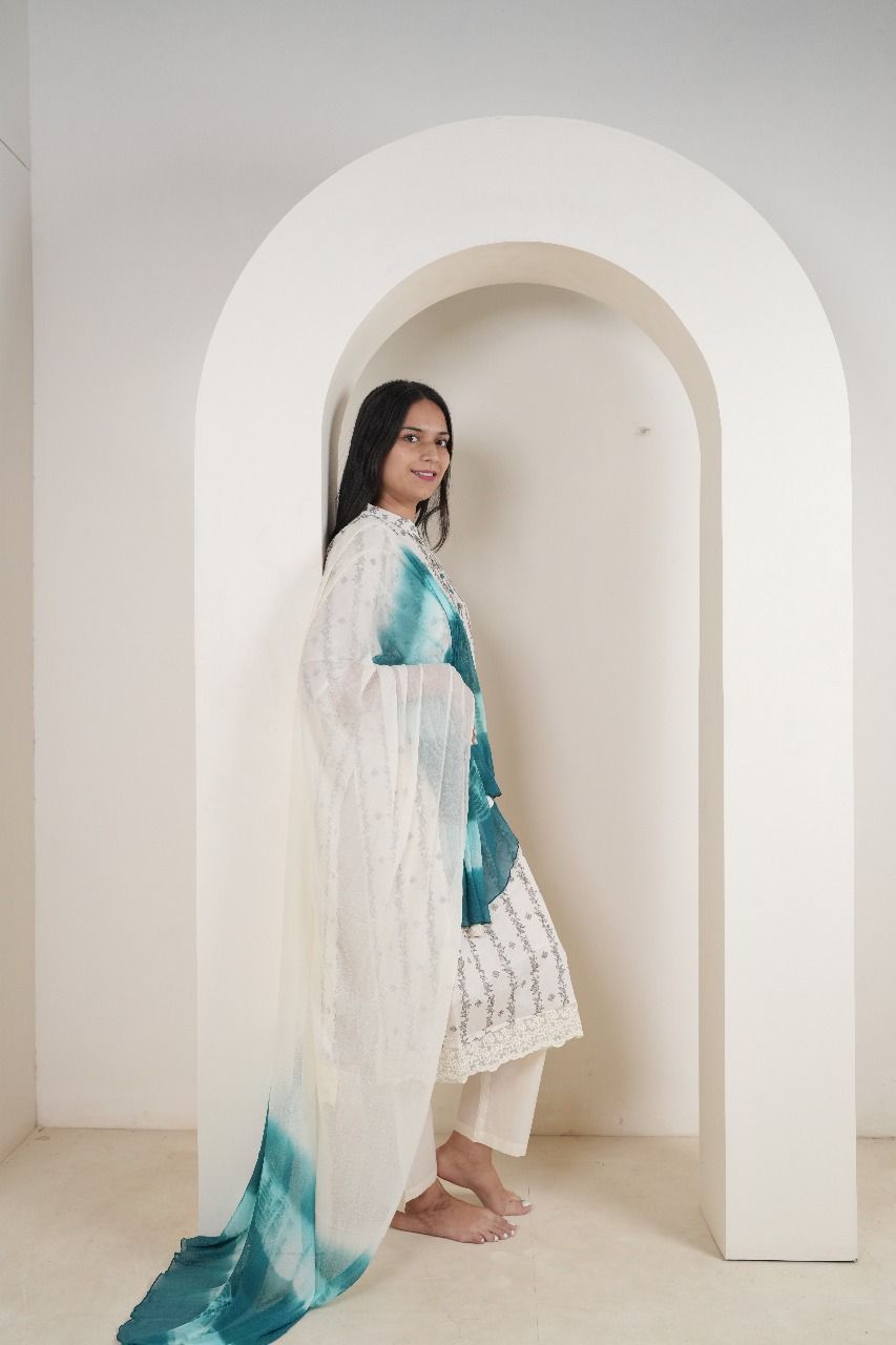 Monochrome Printed Tunic Set