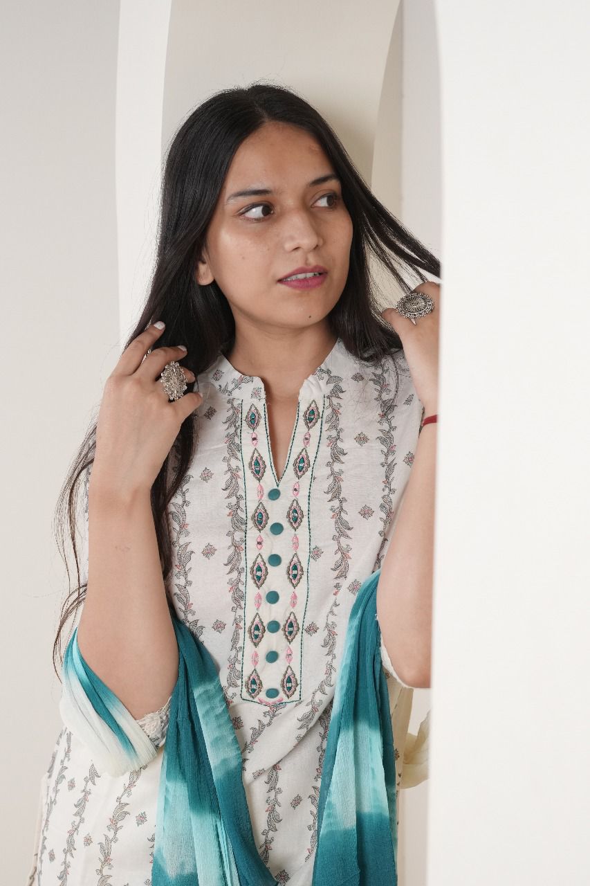 Monochrome Printed Tunic Set