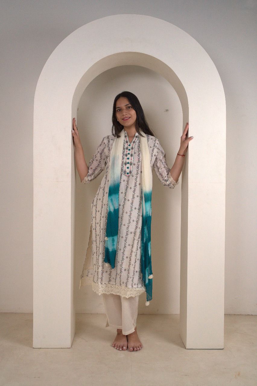 Monochrome Printed Tunic Set